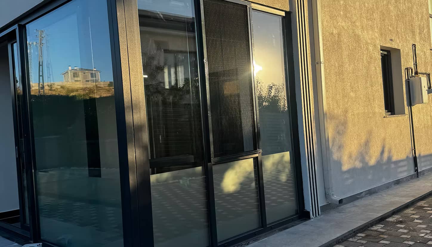 Meshan Yapı cam balkon referans görseli